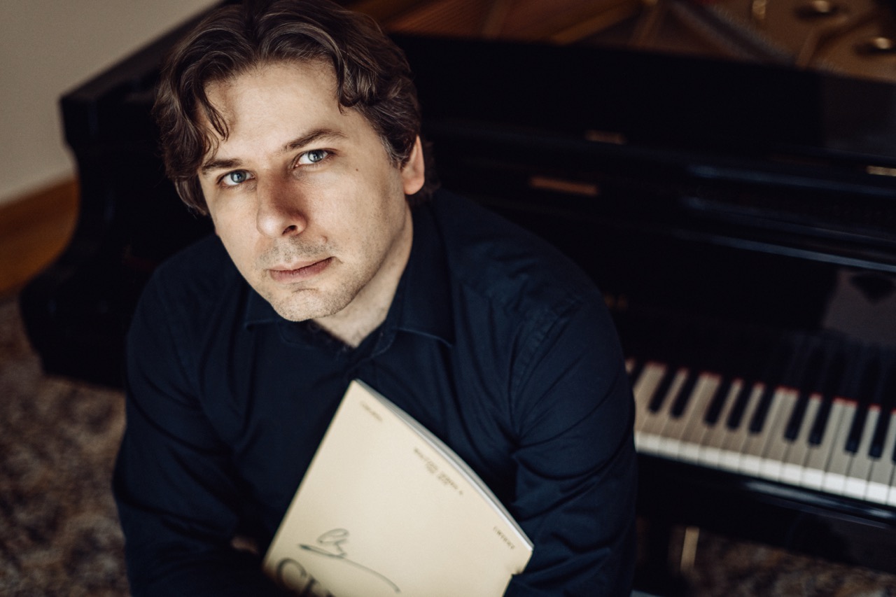Marek Szlezer
